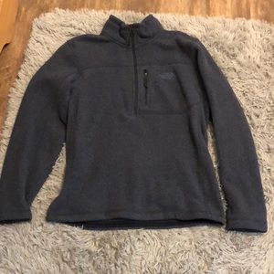 North face men’s sweater!